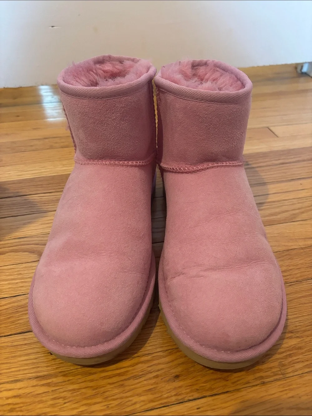 UGG Womens Classic Mini Boot in Light Pink sheepskin